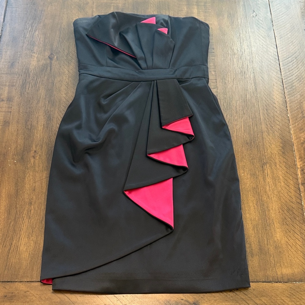 White House Black Market • Elegant Black and Red Strapless Dress